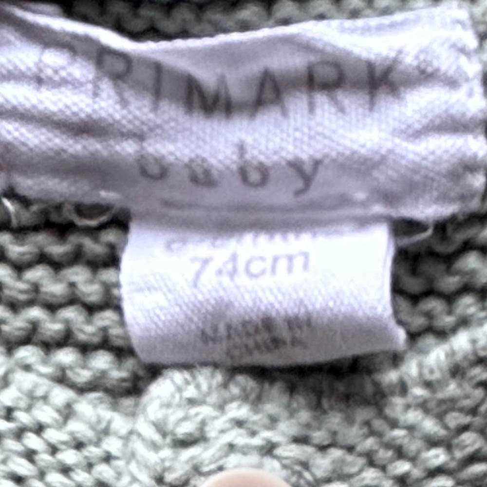 PRIMARK SWEATER - Picture 10 of 10